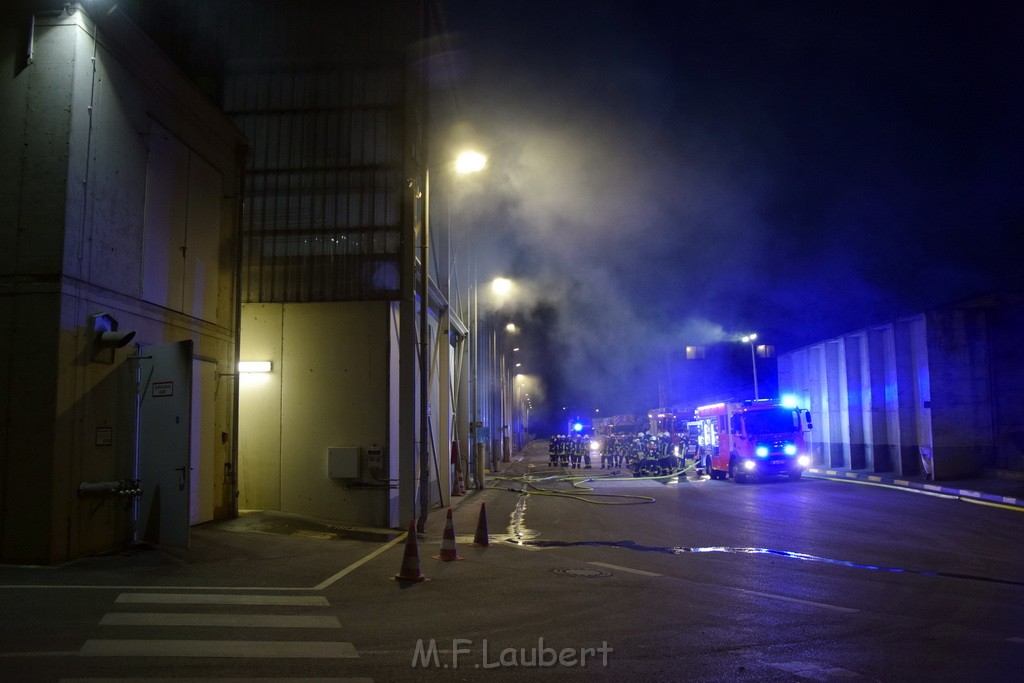 Feuer 2 AVG Koeln Rath Heumar Wikingerstr P032.JPG - Miklos Laubert